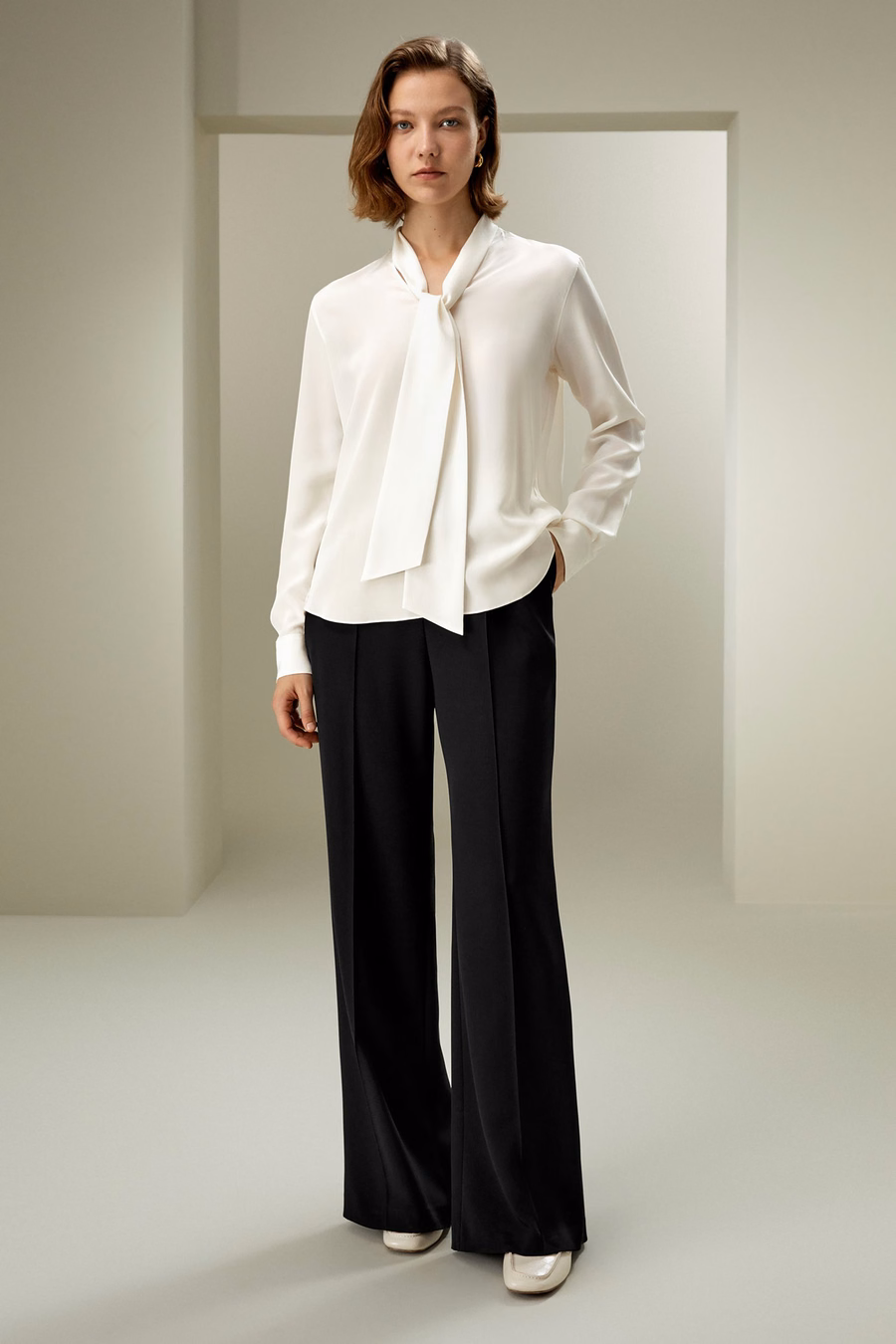 Blusa con Lazo de Seda