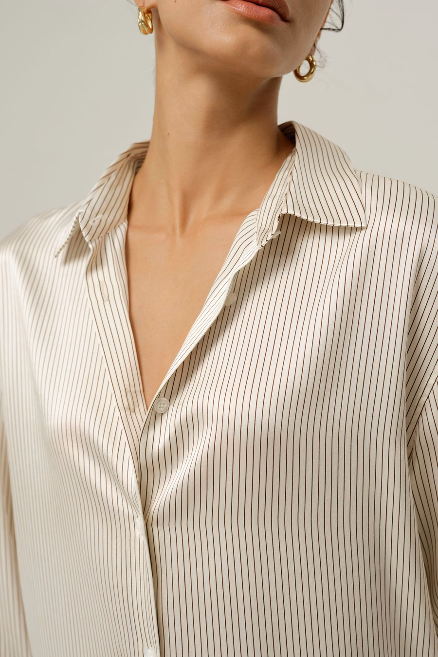 Camisa de seda charmeuse con rayas