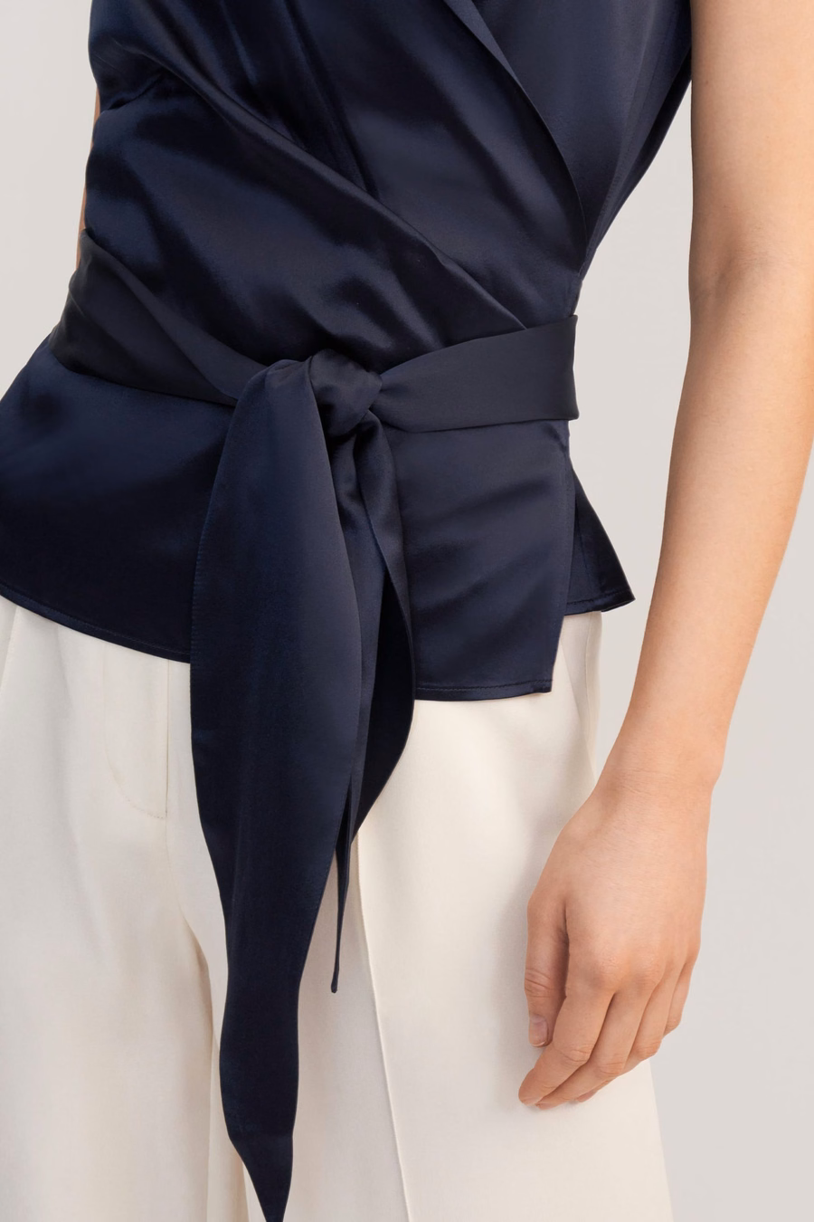 Blusa Elegante de Seda para Mujeres