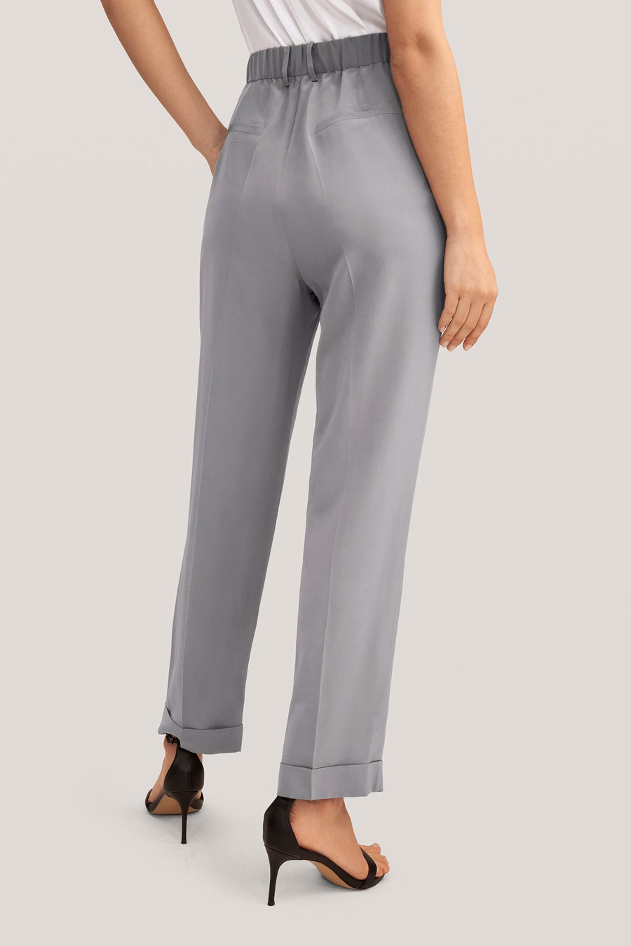 Pantalones de Seda Ajustados y Con Forma