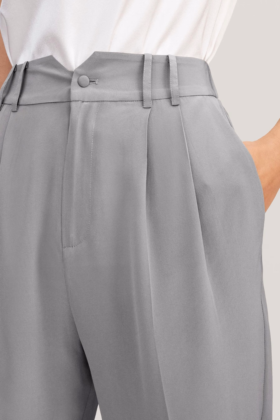 Pantalones de Seda Ajustados y Con Forma
