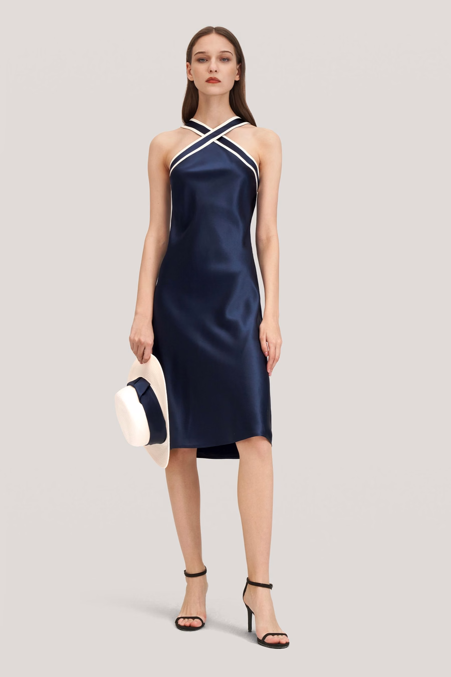 Vestido Halter de Seda Camelia Brillante