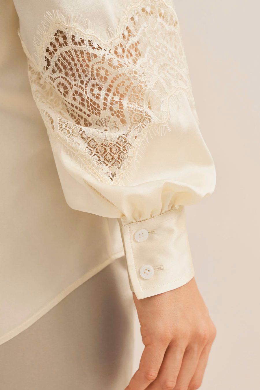 Blusa de encaje Armeria