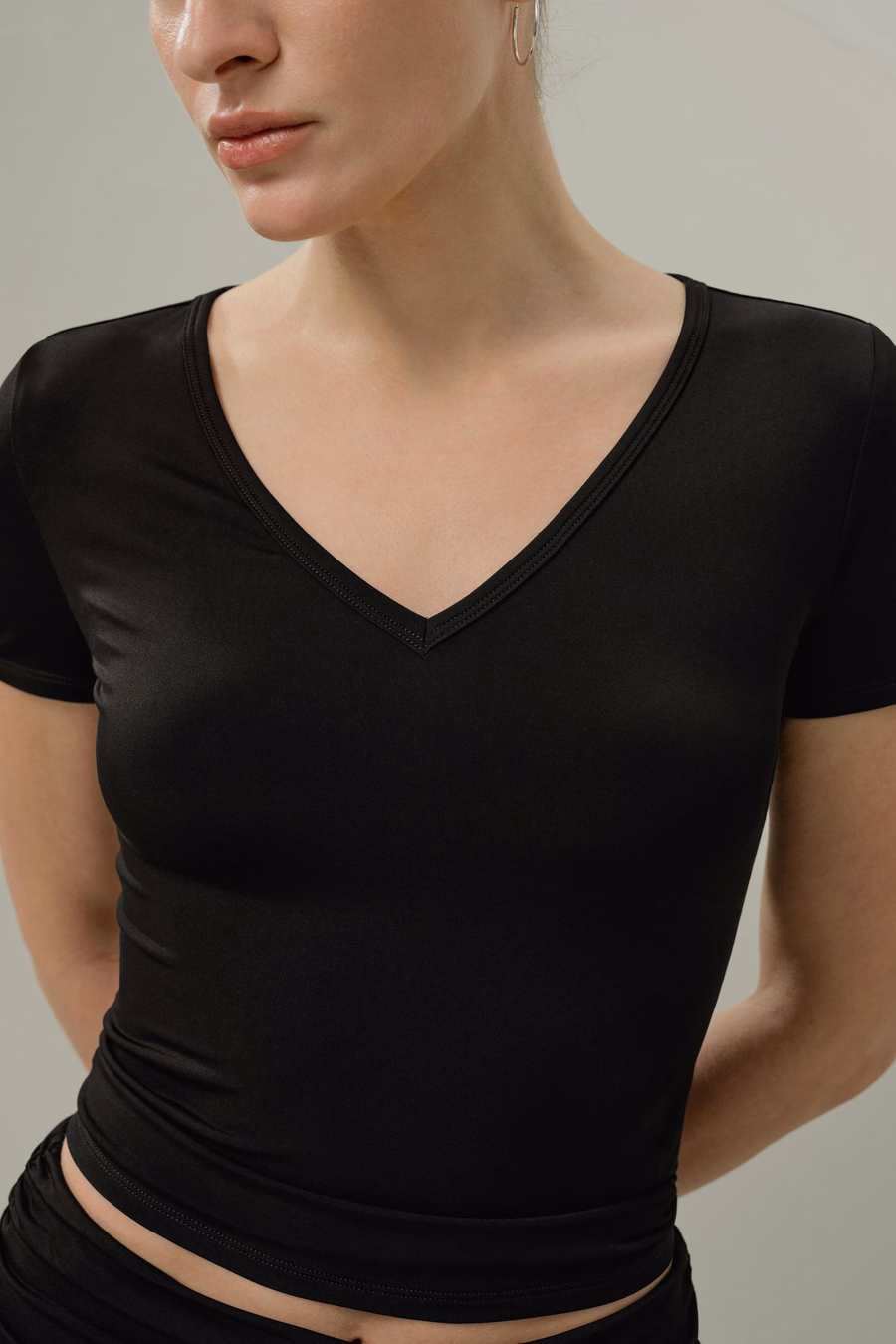 Silk Breeze Jersey V-neck Tee