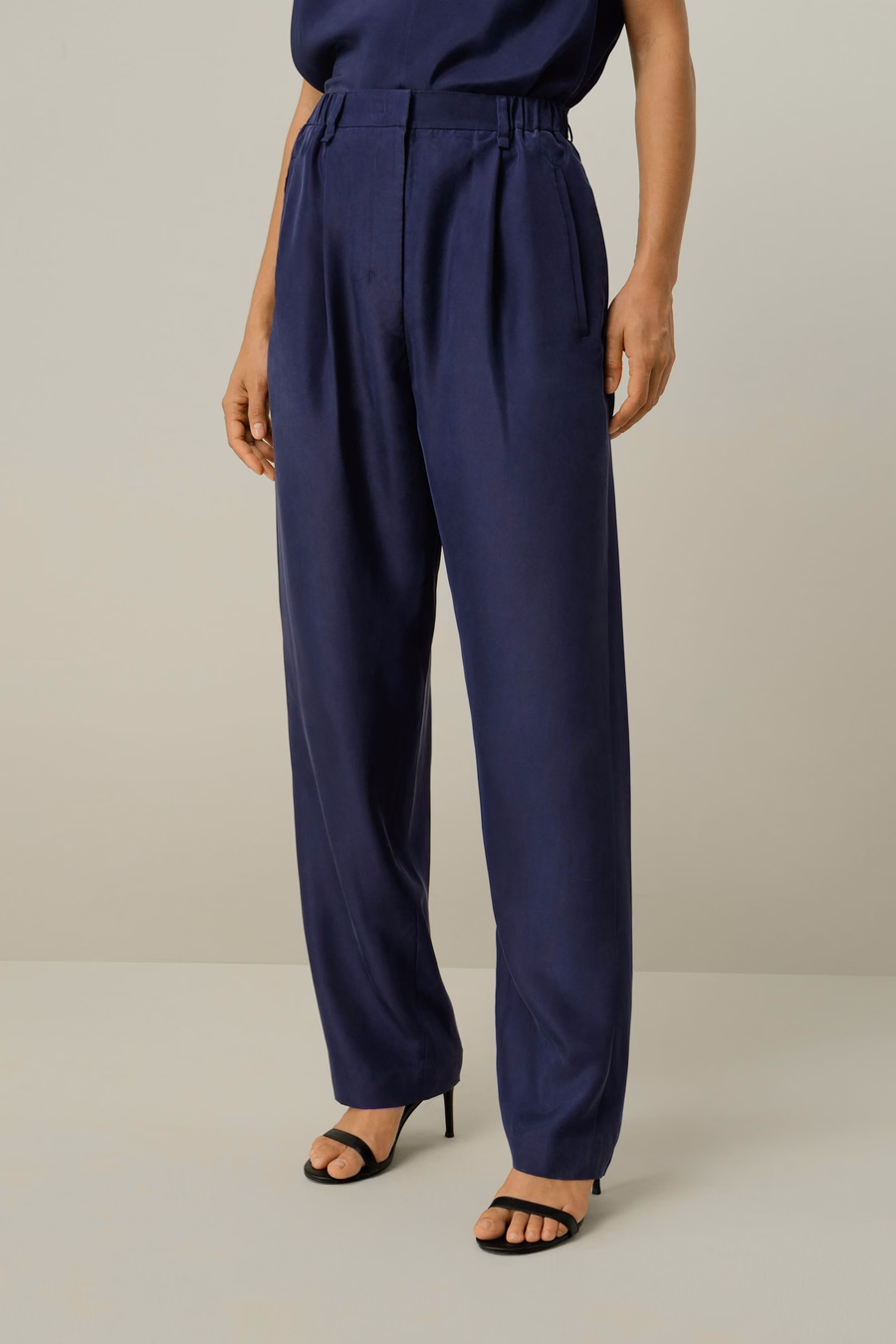 Pantalones de barril de seda Habotai lavados a la arena