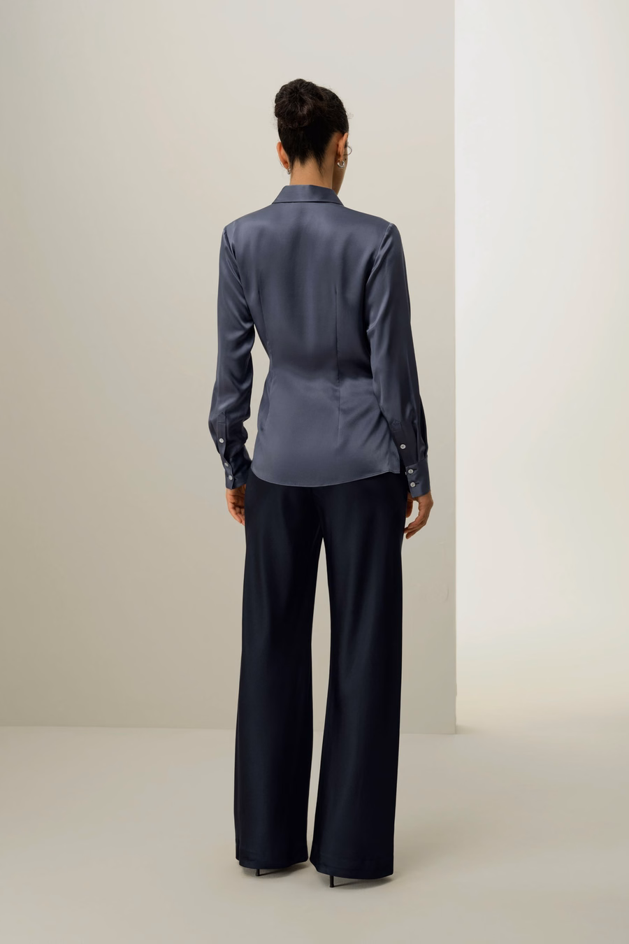 Camisa de seda charmeuse convertible